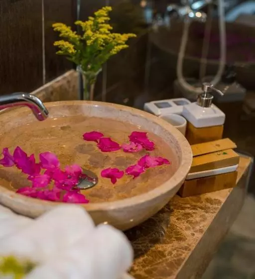 هتل Ht Village Villa