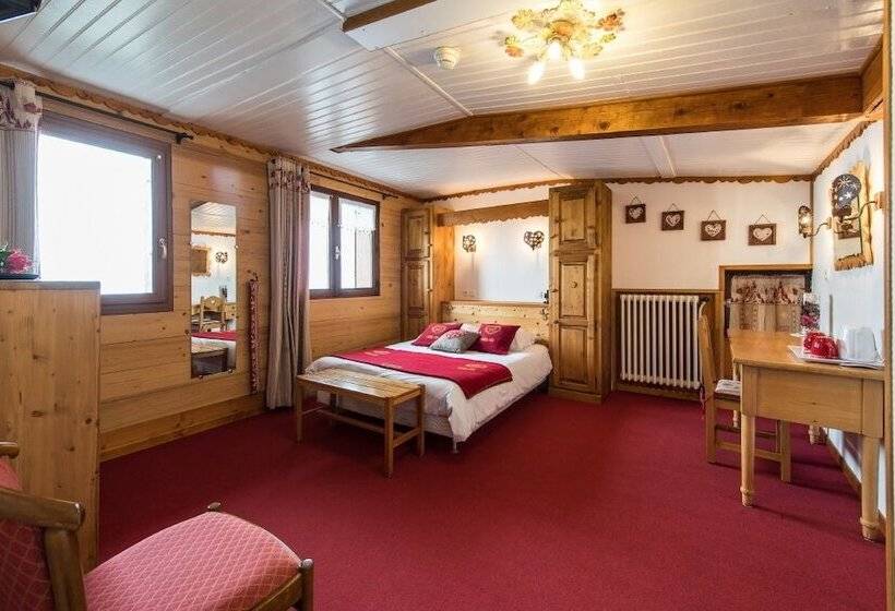 هتل Hôtel Le Grand Truc