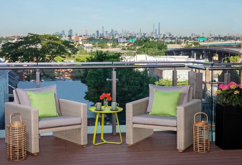 호텔 Indigo Flushing   Laguardia