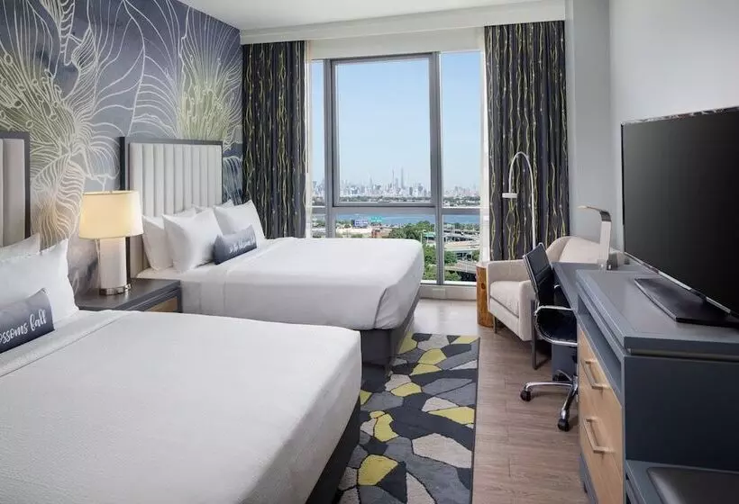 Hotelli Indigo Flushing   Laguardia