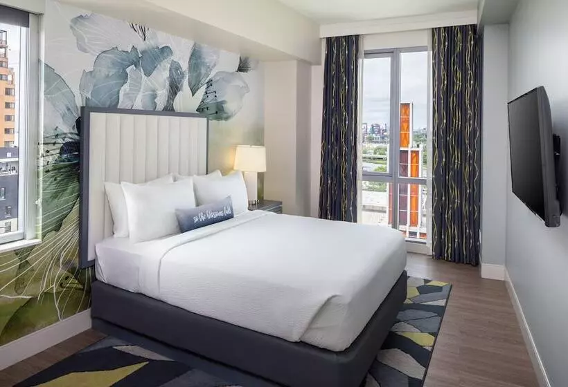 Hotelli Indigo Flushing   Laguardia