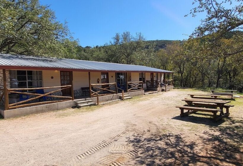 فندق Thunderbird Resort & Event Center