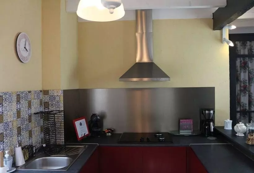 پانسیون Chambres Et Gîte Peyroutas Amélie à Vignonet St Emilion