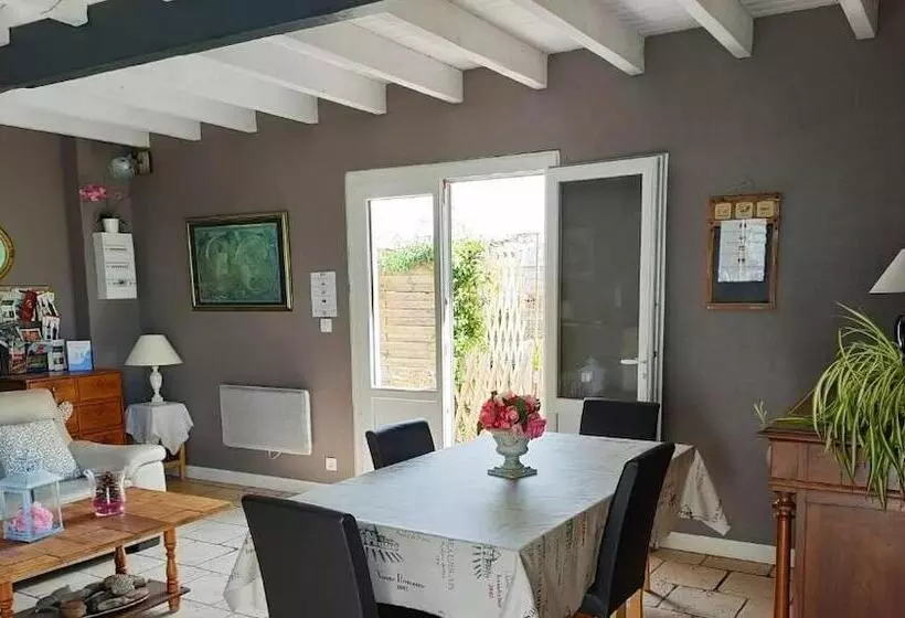 پانسیون Chambres Et Gîte Peyroutas Amélie à Vignonet St Emilion