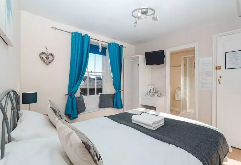 Majatalo Windermere Guest House  Central Windermere