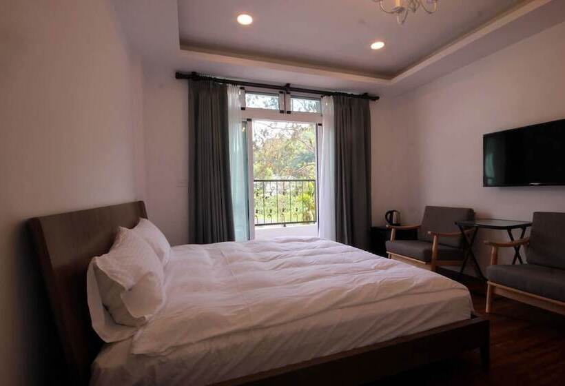 Song Yue Bed & Breakfast
