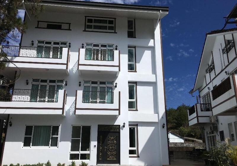 Song Yue Bed & Breakfast