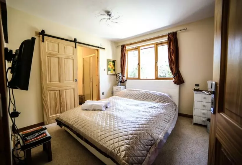 ベッドアンドブレックファースト Loch Ness B And B