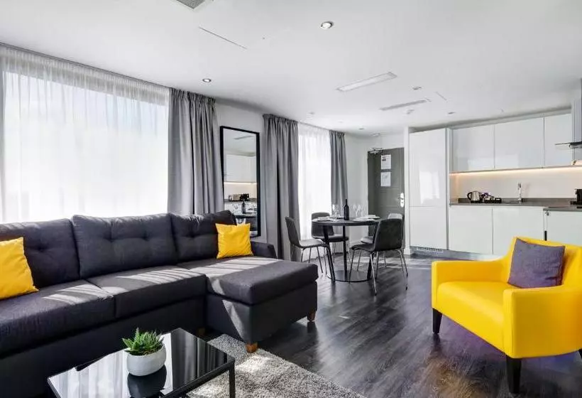 Dockside Apartments At Excel
