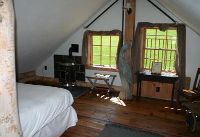 Хостел Amee Farm Lodge