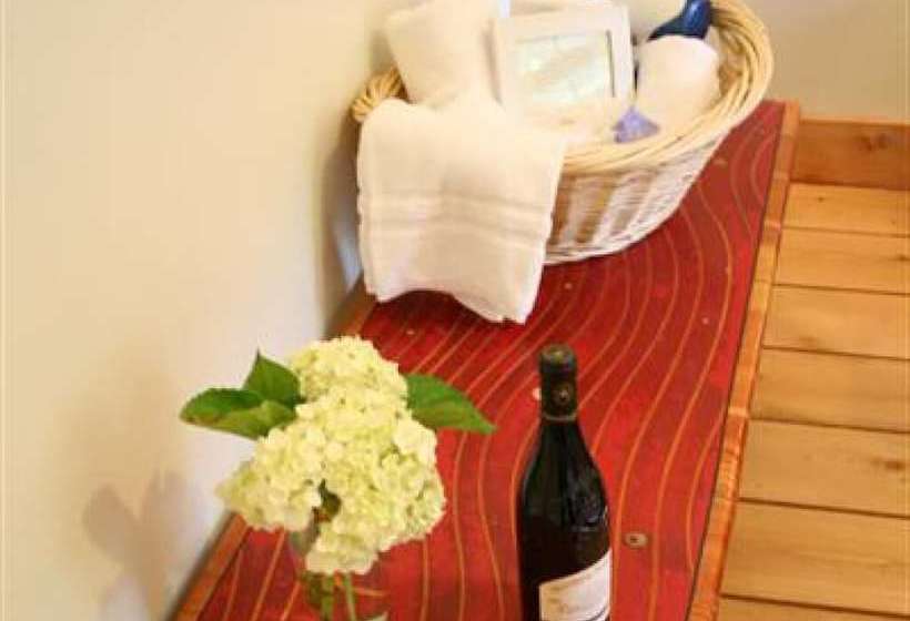 Хостел Amee Farm Lodge