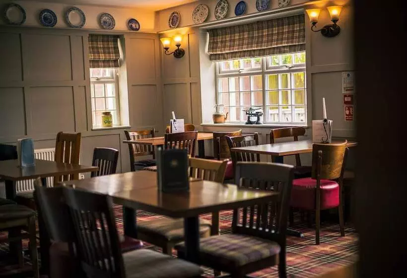 Three Horseshoes Inn