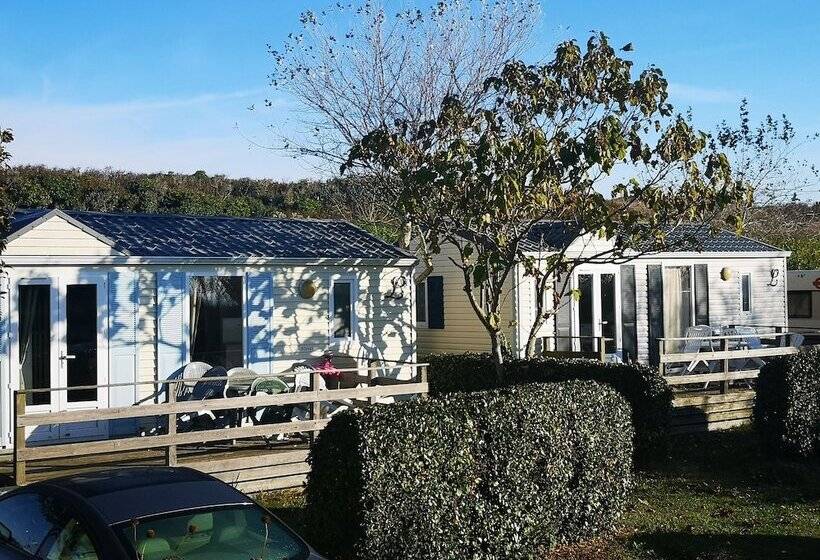 Отель Camping île Percée