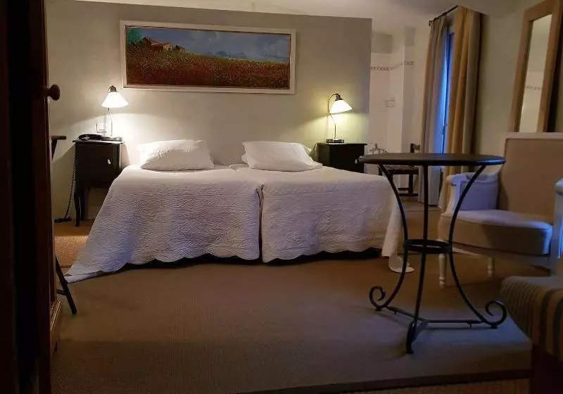 ホテル Hôtel Guilhaume D Orange