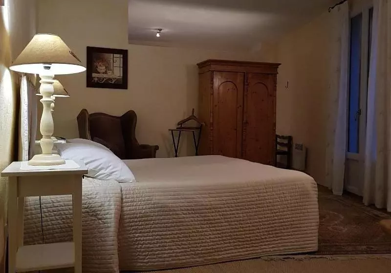 ホテル Hôtel Guilhaume D Orange