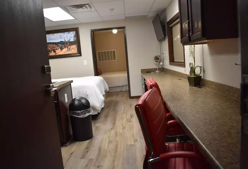 هتل Iron Springs Luxury Lodge & Spa