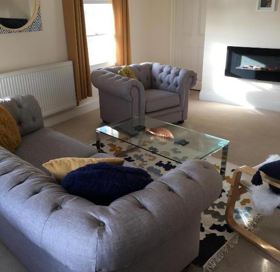 Peel House Apartments