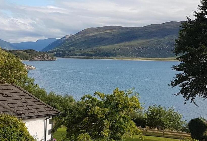 Pansiyon Lochview Guest House