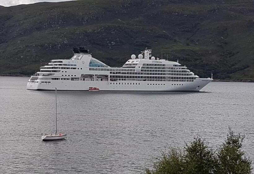 Pansiyon Lochview Guest House