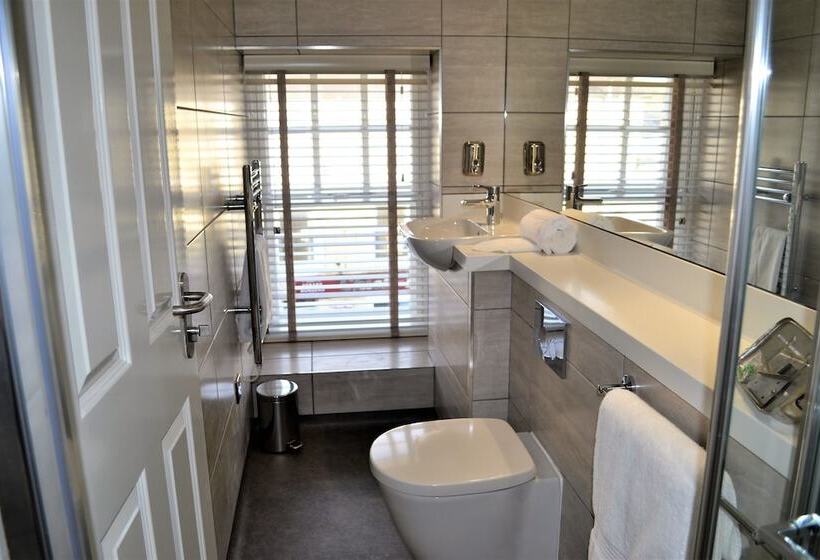 بنسيون New Park