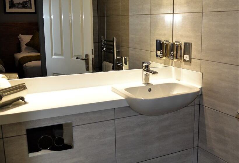 بنسيون New Park