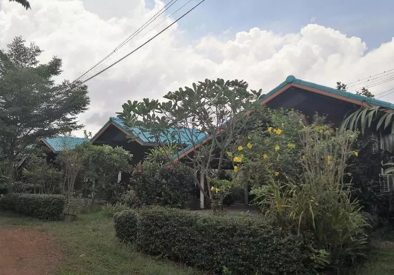 ペンション Phaiwan Baansawn Resort