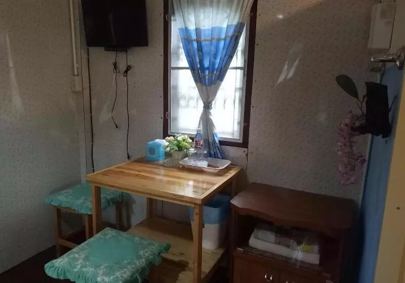 ペンション Phaiwan Baansawn Resort