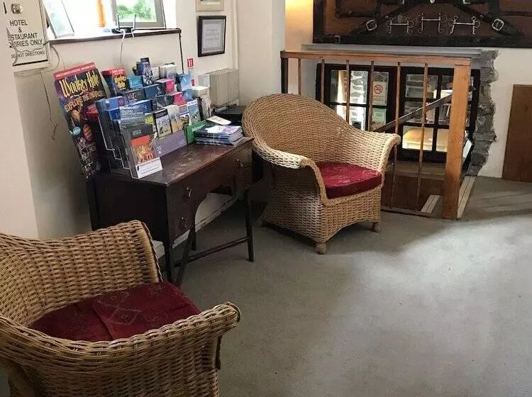 The Pecking Mill Inn