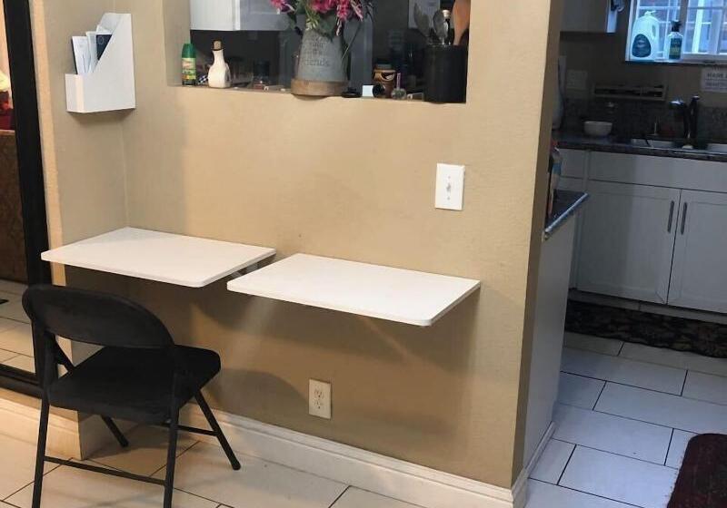 فندق صغير Whole Family Wholeville