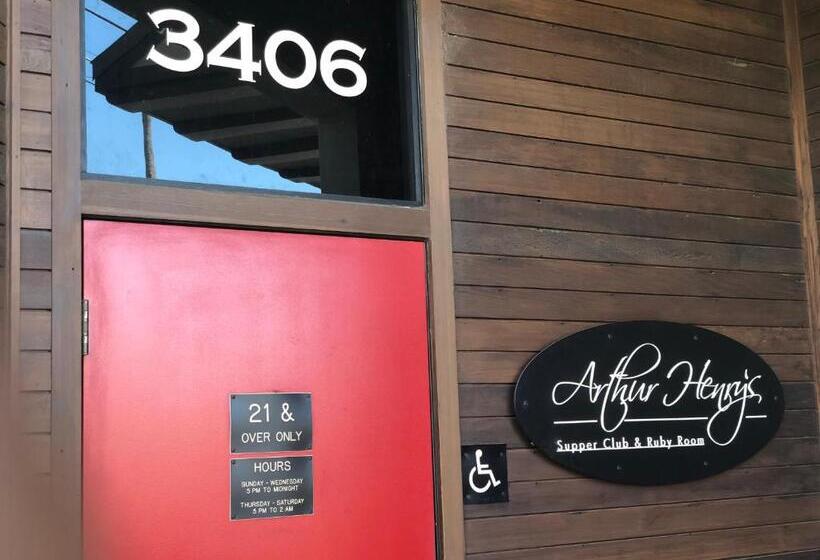 فندق صغير Whole Family Wholeville