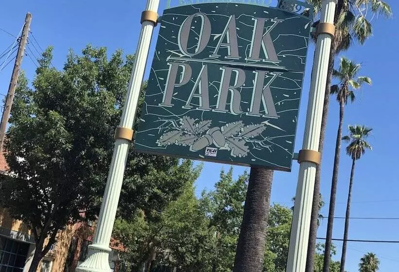 ユースホステル Whole Family  Wholeville