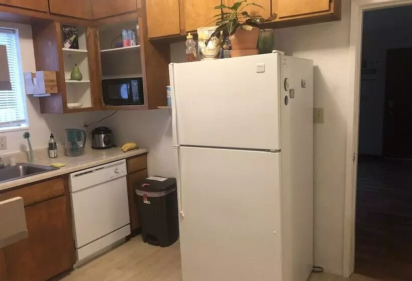 ユースホステル Whole Family  Wholeville