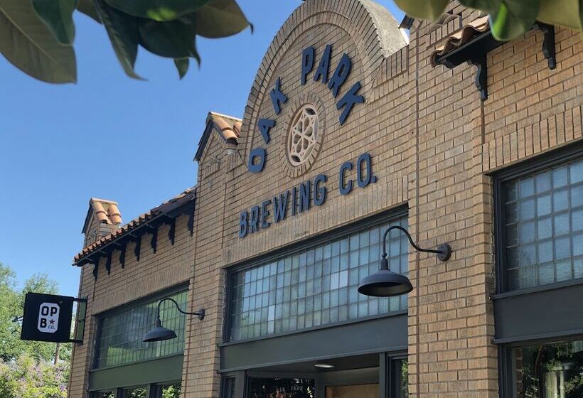 فندق صغير Whole Family Wholeville