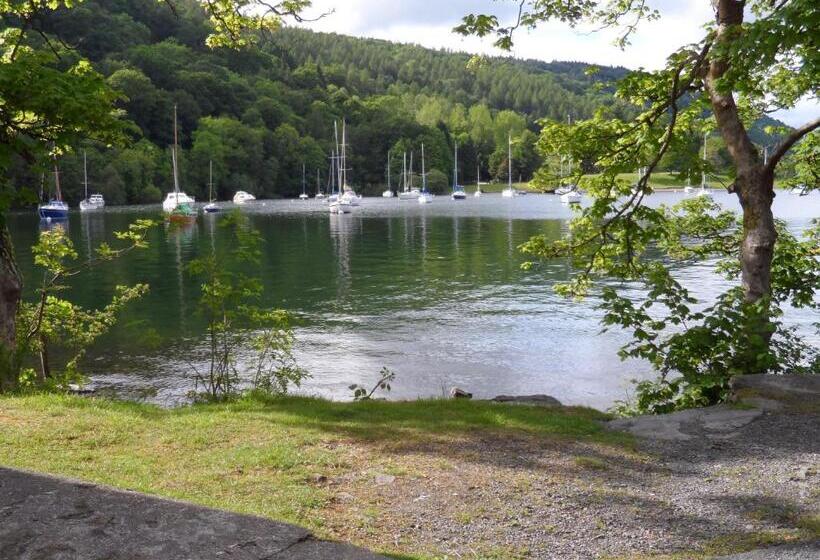 تختخواب و صبحانه 3 Cambridge Villas