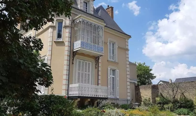 ベッドアンドブレックファースト Chambres D Hôtes Les Clefs Du Bonheur