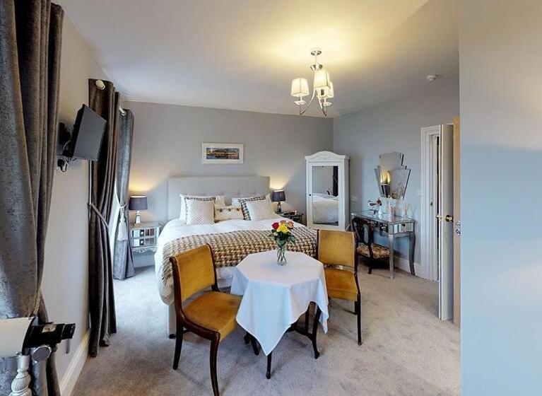 Bed and Breakfast Ranscombe House