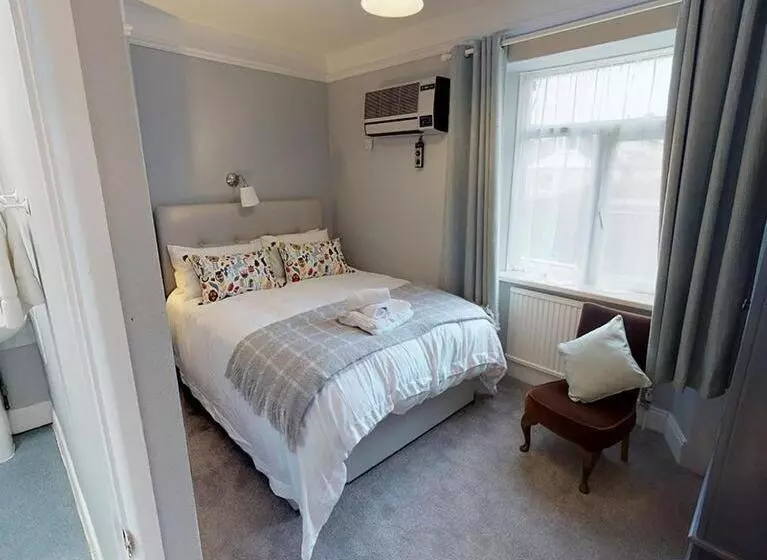 Bed and Breakfast Ranscombe House