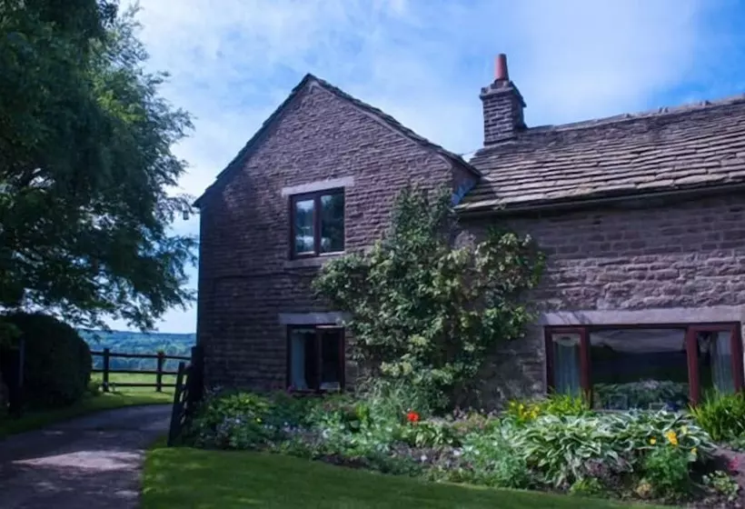 Hill Top Farm B&b