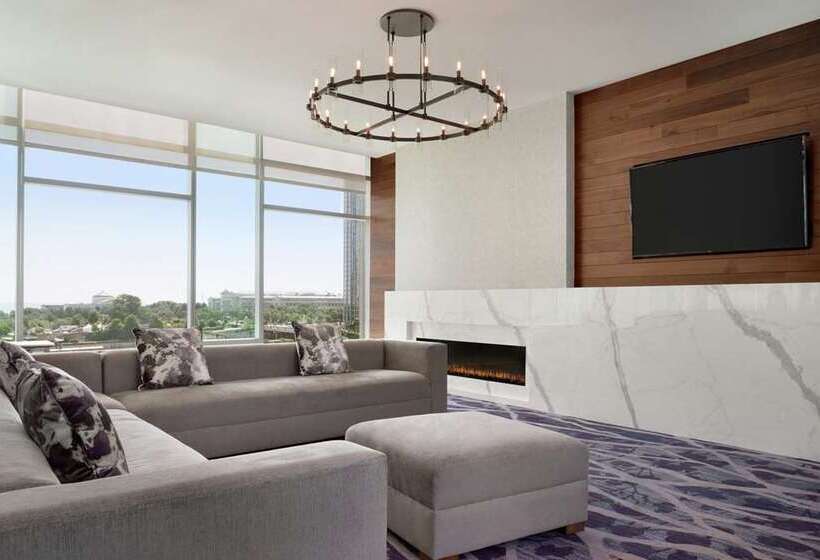 Homewood Suites By Hilton Chicago Downtown South Loop