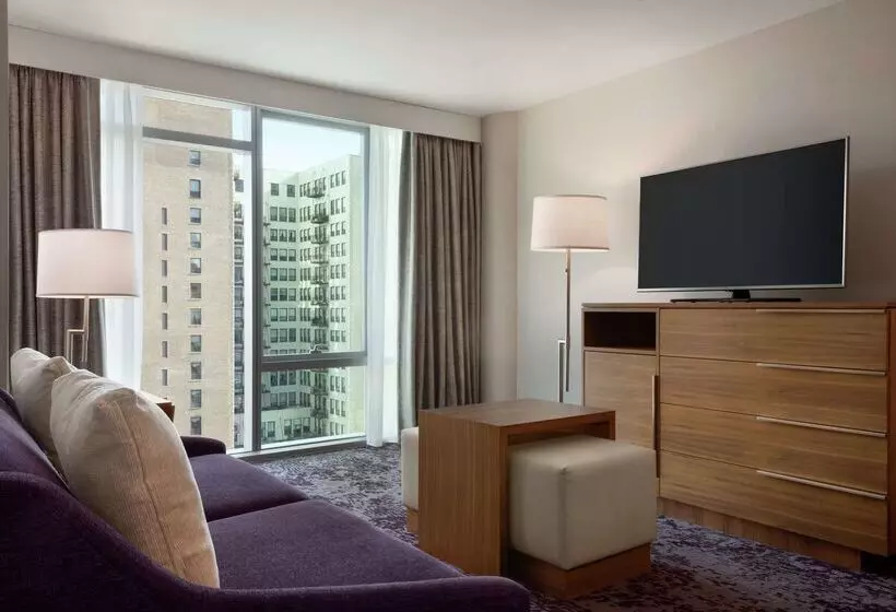 Homewood Suites By Hilton Chicago Downtown South Loop