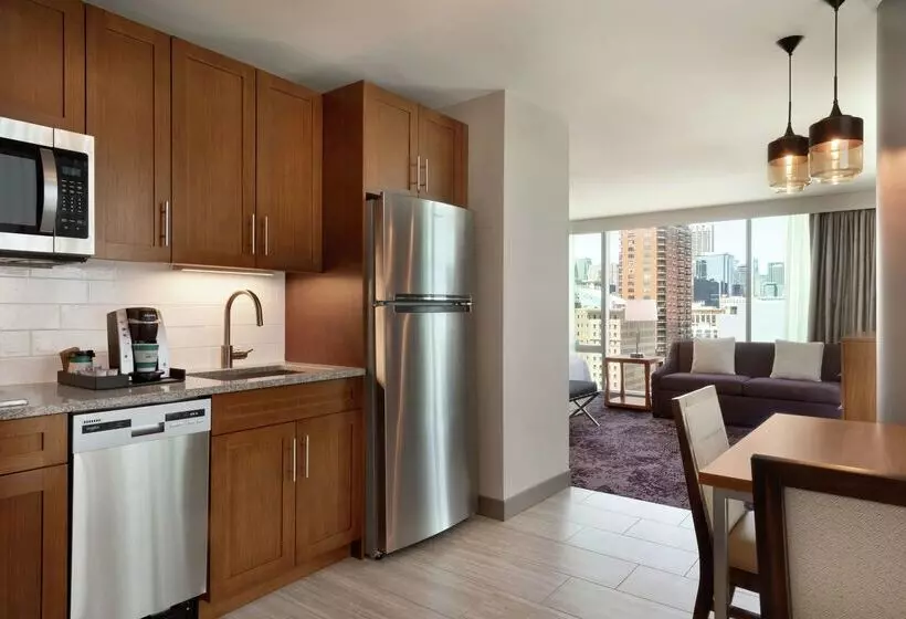 Homewood Suites By Hilton Chicago Downtown South Loop