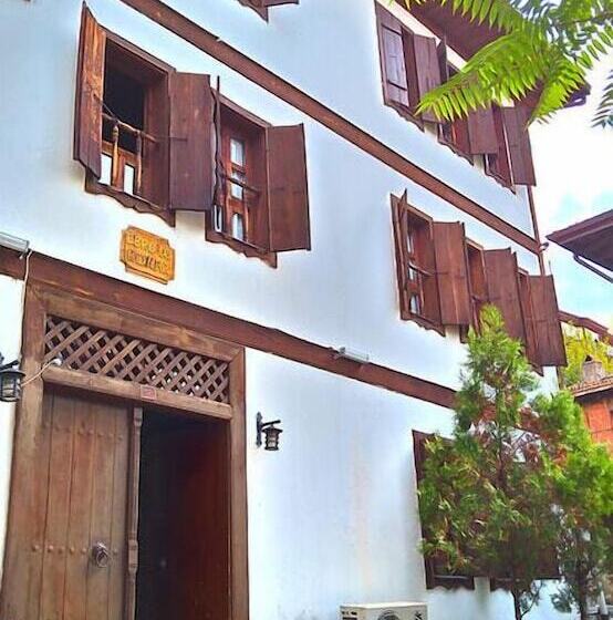 ホテル Ebrulu Konak   Special Class