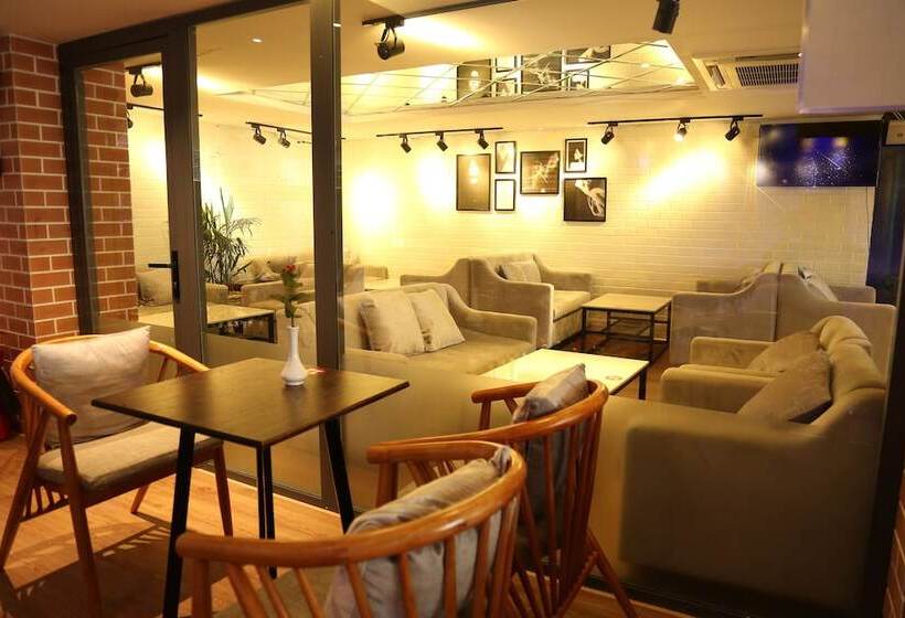 هتل Hong Bao Thach