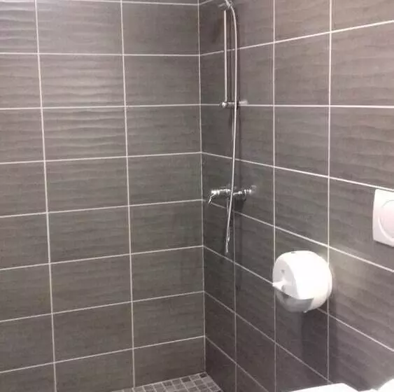 Hotelli Ulvf La Petite Pierre