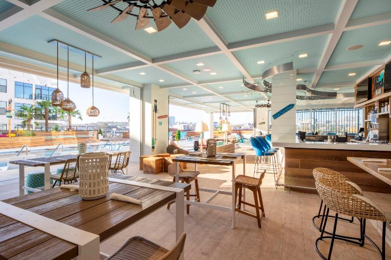 هتل Margaritaville Vacation Club By Wyndham Nashville