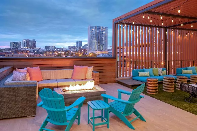 هتل Margaritaville Vacation Club By Wyndham Nashville