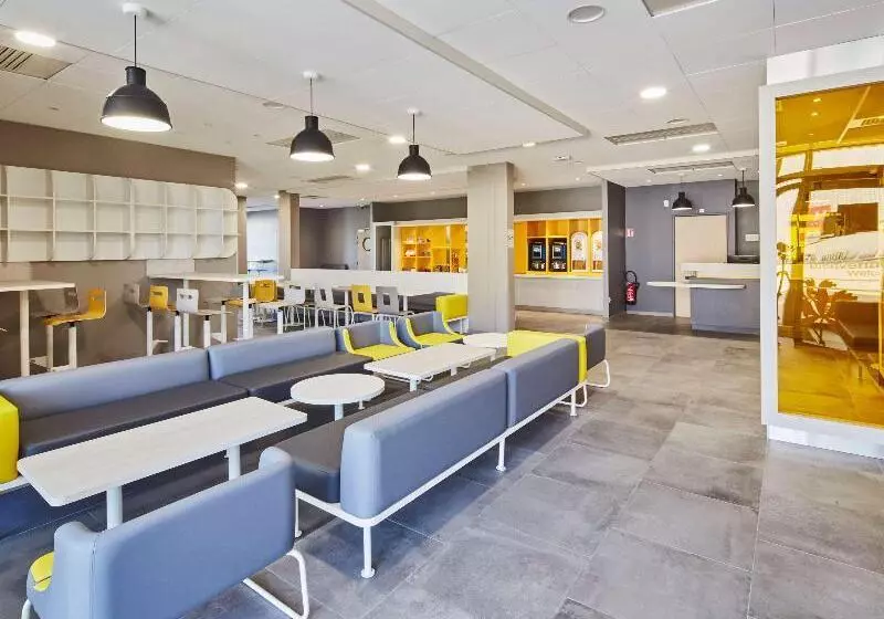 ホテル Premiere Classe Clermont Ferrand Centre