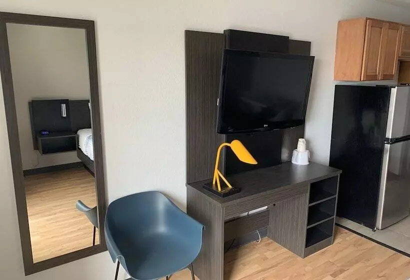 هتل Studio 6 Lincoln, Ne   Airport