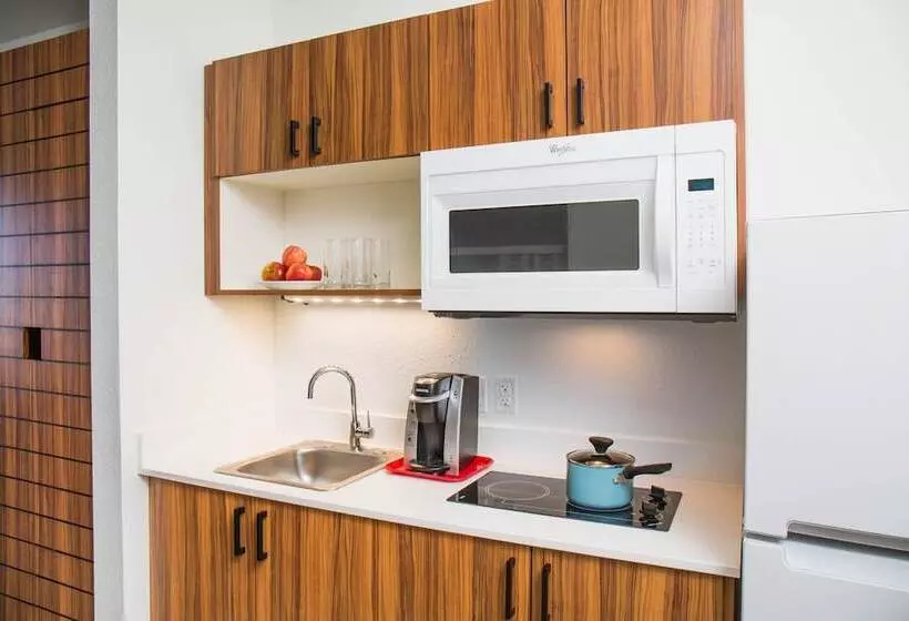 Hotelli Uptown Suites Extended Stay Denver Co  Westminster