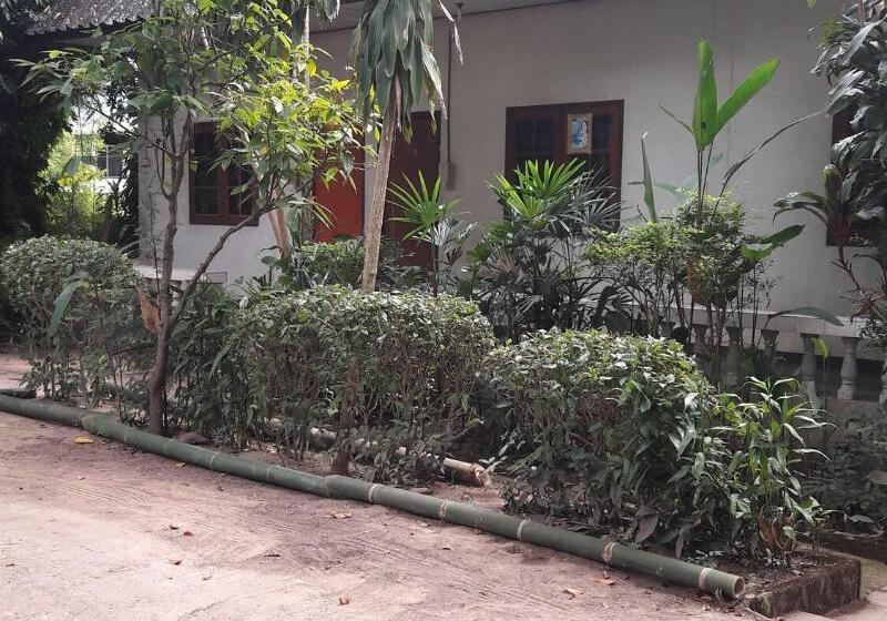 Отель Vijitporn House